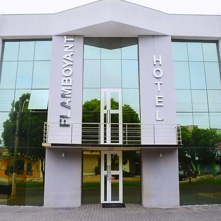 Hotel Flamboyant Catalão Kültér fotó