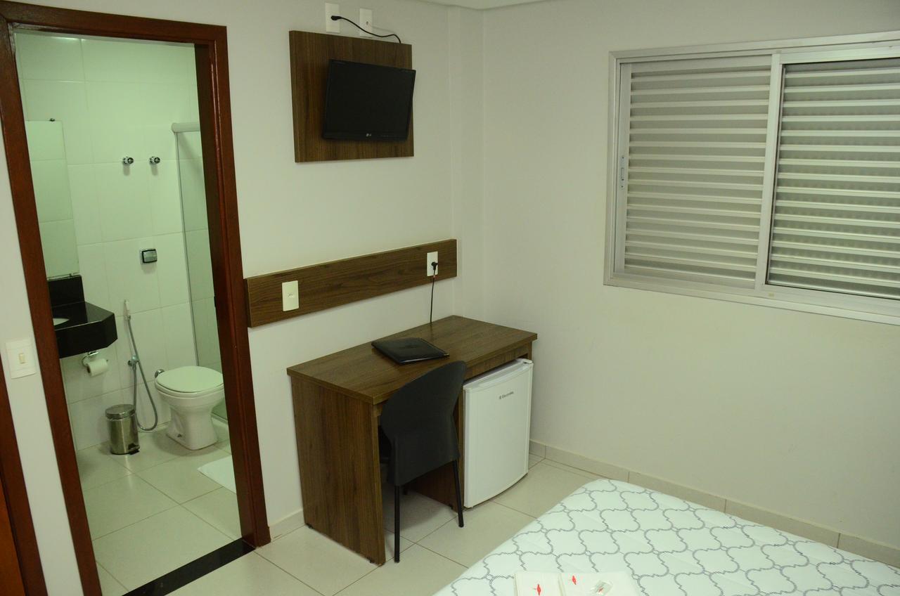 Hotel Flamboyant Catalão Kültér fotó