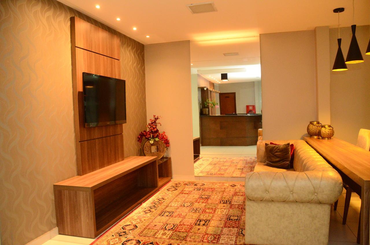 Hotel Flamboyant Catalão Kültér fotó